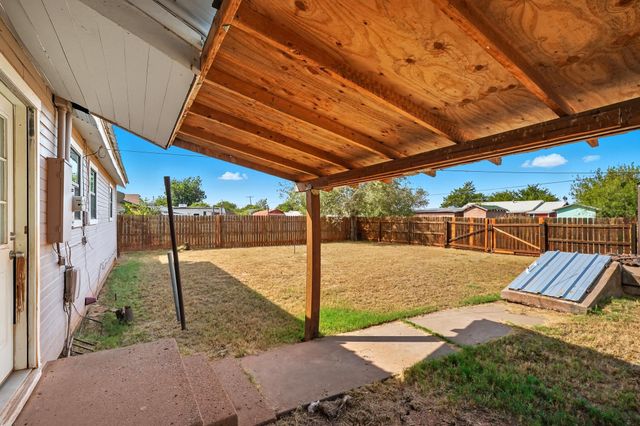 1452 Mccarty Street, Aspermont, TX 79502