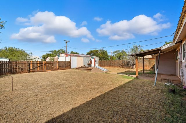 1452 Mccarty Street, Aspermont, TX 79502