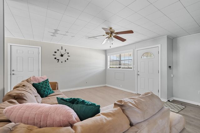 1452 Mccarty Street, Aspermont, TX 79502