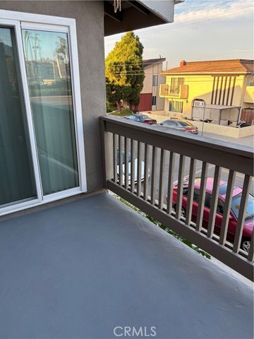 16971 Hoskins Lane 3, Huntington Beach, CA 92649