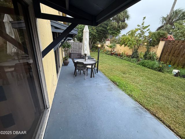 216 Glenview Blvd Apt 103, Daytona Beach, FL 32118