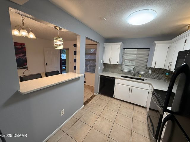 216 Glenview Blvd Apt 103, Daytona Beach, FL 32118