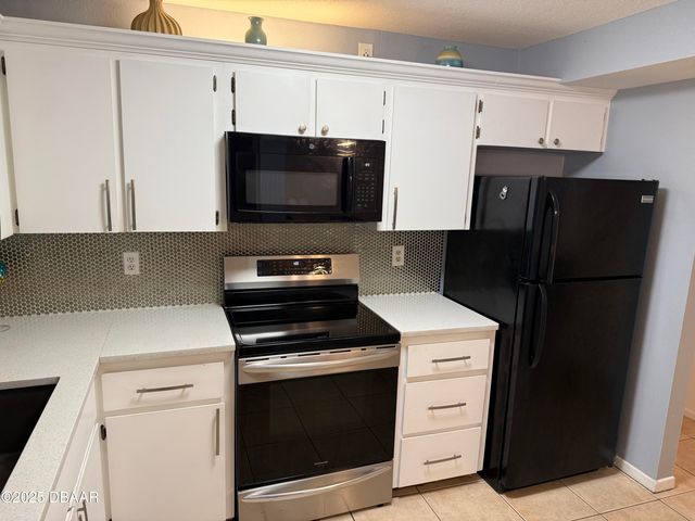 216 Glenview Blvd Apt 103, Daytona Beach, FL 32118