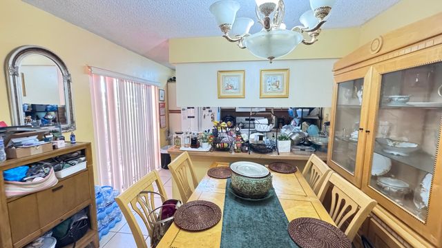 8492 S Coral Circle, North Lauderdale, FL 33068