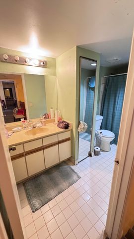8492 S Coral Circle, North Lauderdale, FL 33068