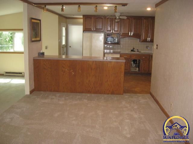 3100 SW Meadow LN, Topeka, KS 66614