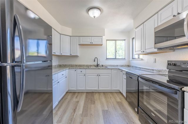 5119 Chandler Way, Denver, CO 80239