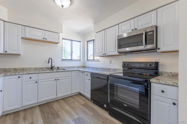 5119 Chandler Way, Denver, CO 80239