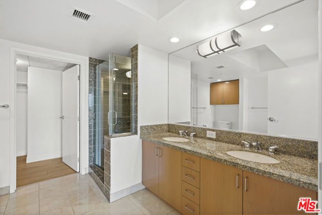 13700 Marina Pointe Drive 610, Marina Del Rey, CA 90292