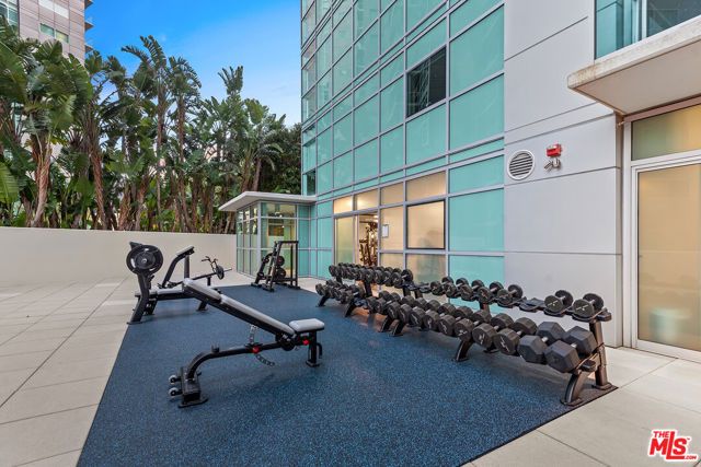 13700 Marina Pointe Drive 610, Marina Del Rey, CA 90292