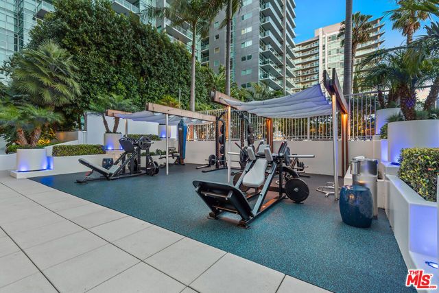 13700 Marina Pointe Drive 610, Marina Del Rey, CA 90292