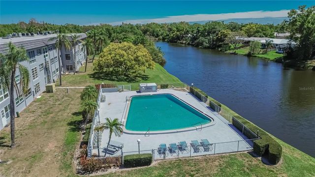 1303 S HERCULES AVENUE 2, Clearwater, FL 33764