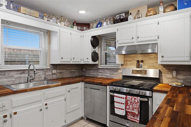 536 Wandering Way, Oklahoma City, OK 73170