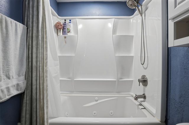 536 Wandering Way, Oklahoma City, OK 73170