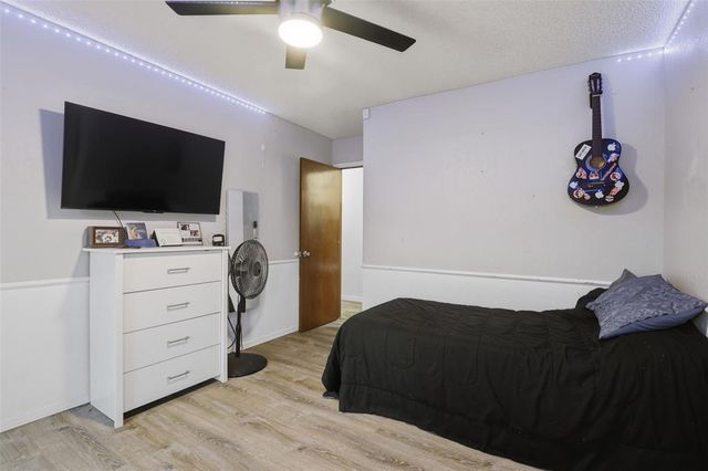 536 Wandering Way, Oklahoma City, OK 73170