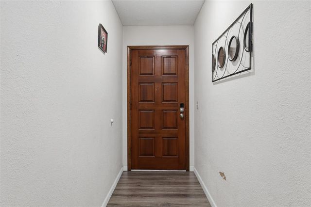 536 Wandering Way, Oklahoma City, OK 73170