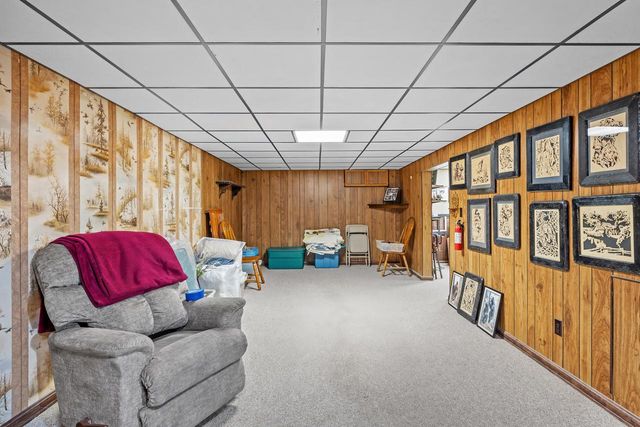 2211 Pleasant AVENUE, New Holstein, WI 53061