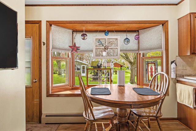 2211 Pleasant AVENUE, New Holstein, WI 53061