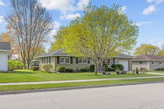 2211 Pleasant AVENUE, New Holstein, WI 53061