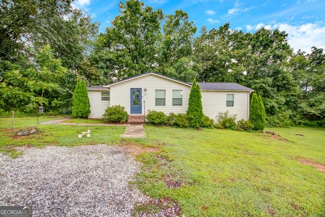 977 Bob Patton Road, Clarkesville, GA 30523