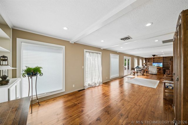 25100 S 610, Grove, OK 74344