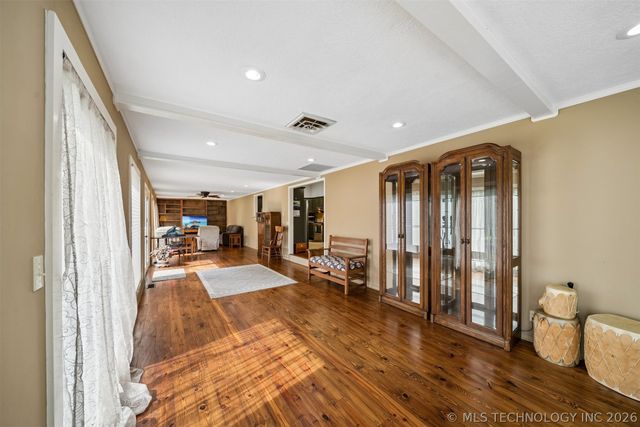 25100 S 610, Grove, OK 74344