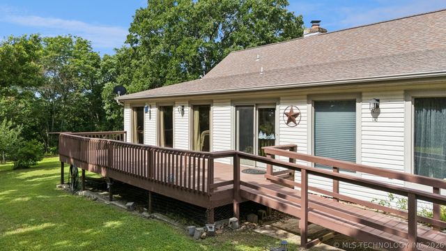 25100 S 610, Grove, OK 74344
