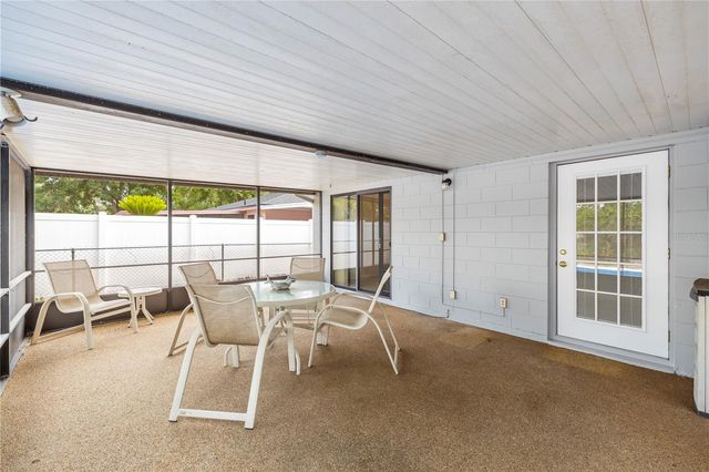 1855 KIM ACRES LANE, Dover, FL 33527