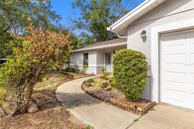 1855 KIM ACRES LANE, Dover, FL 33527