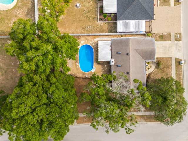 1855 KIM ACRES LANE, Dover, FL 33527