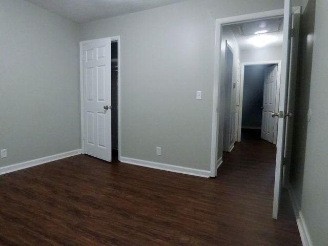 745 Trail Dr, Gallatin, TN 37066