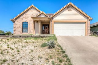 2122 Woodlawn Dr, San Angelo, TX 76901