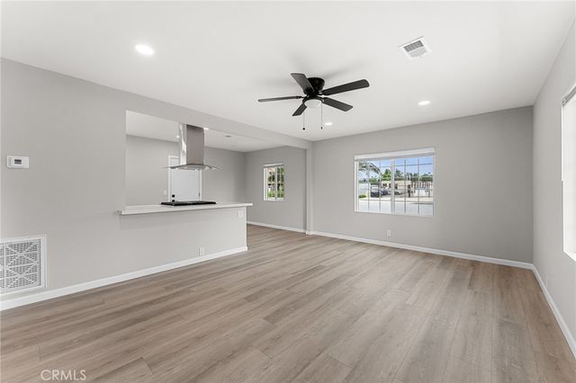 8806 Newport Avenue, Fontana, CA 92335