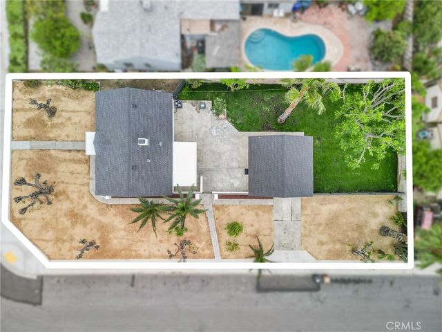 8806 Newport Avenue, Fontana, CA 92335