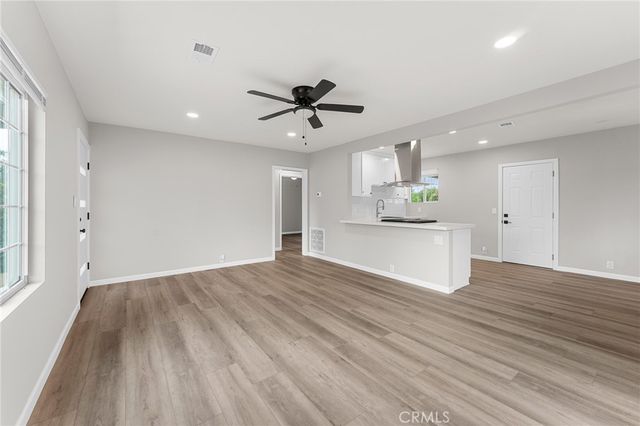 8806 Newport Avenue, Fontana, CA 92335