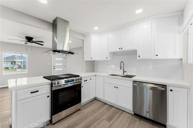 8806 Newport Avenue, Fontana, CA 92335