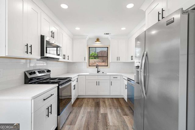 4028 Rock Mill Drive, Marietta, GA 30062