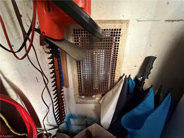 1617 Bunker Hill Sandy Ridge Road, Kernersville, NC 27284