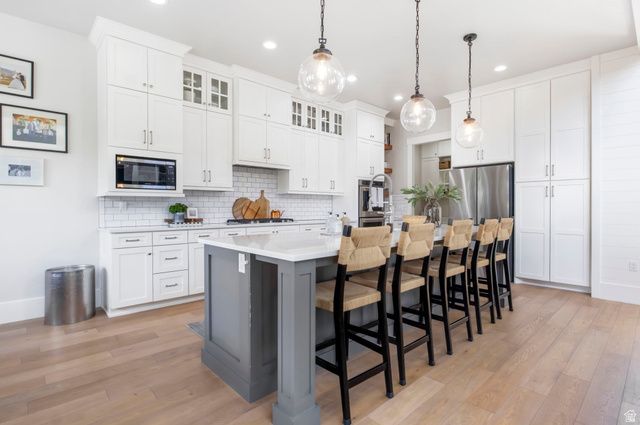 9558 N AVANYU DR, Cedar Hills, UT 84062