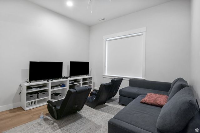 9558 N AVANYU DR, Cedar Hills, UT 84062