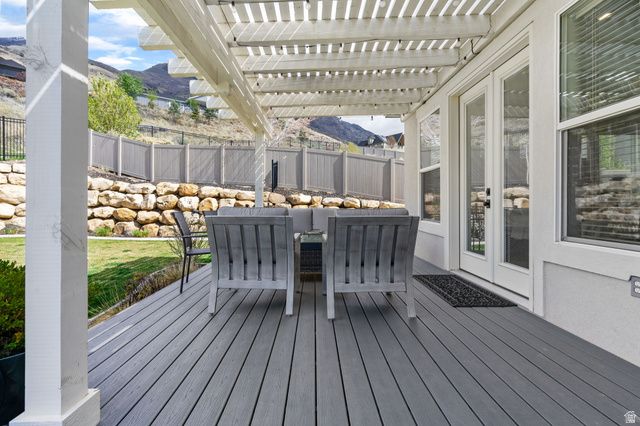 9558 N AVANYU DR, Cedar Hills, UT 84062