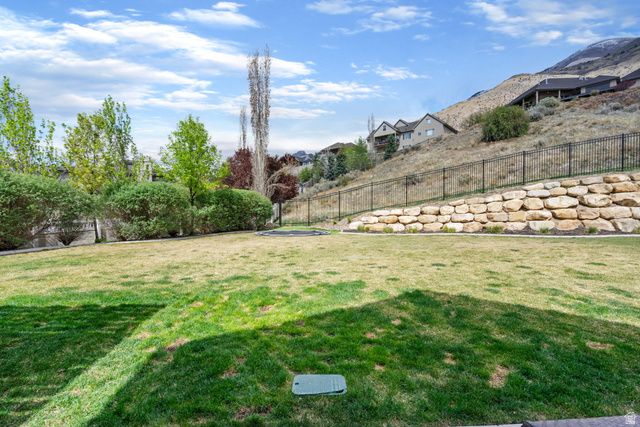 9558 N AVANYU DR, Cedar Hills, UT 84062