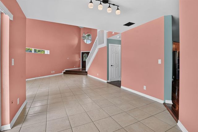 5901 NW 58th Terrace, Parkland, FL 33067