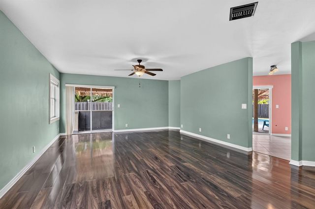 5901 NW 58th Terrace, Parkland, FL 33067