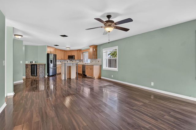 5901 NW 58th Terrace, Parkland, FL 33067