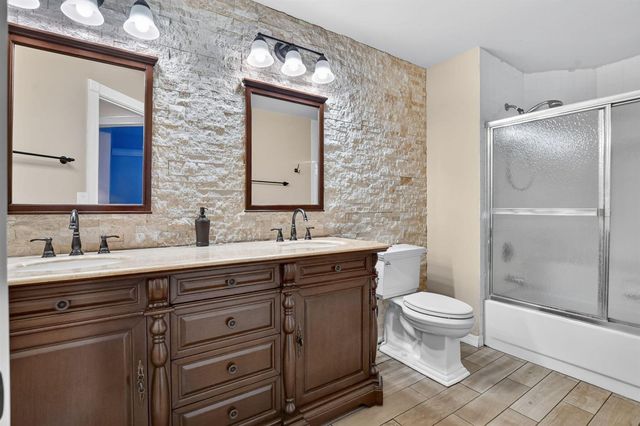 5901 NW 58th Terrace, Parkland, FL 33067