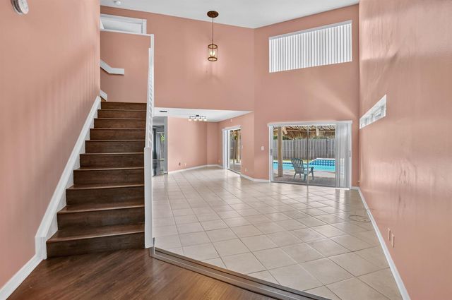 5901 NW 58th Terrace, Parkland, FL 33067