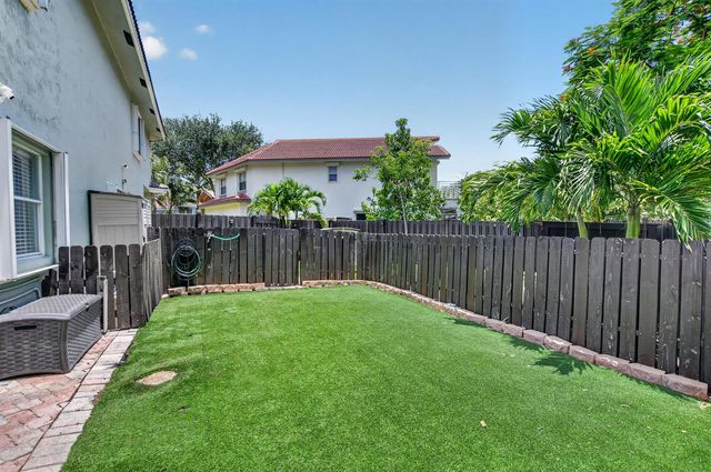 5901 NW 58th Terrace, Parkland, FL 33067