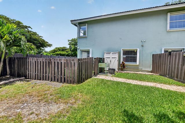 5901 NW 58th Terrace, Parkland, FL 33067