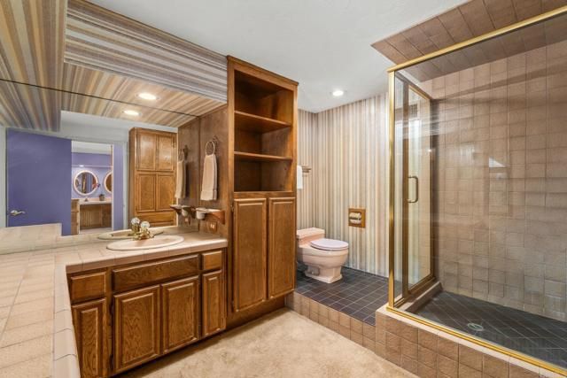 8211 Limon Ln, El Cajon, CA 92021